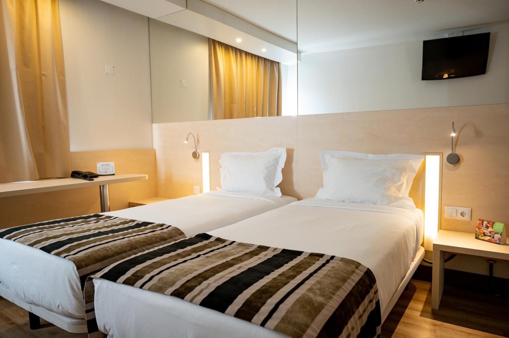 พาร์ค โฮเทล ปอร์โต กายา Hotel บีลาโนวาเดกายา ภายนอก รูปภาพ